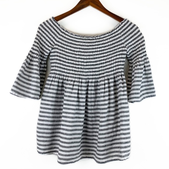C&C California Tops - C&C California 🌵 Smocked Bell Sleeve Striped Linen Top M